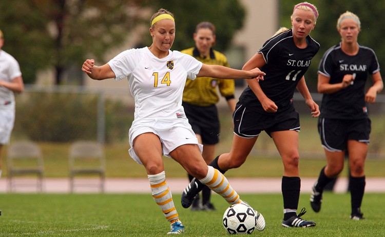 Junior defender Karlye Smith in control during Wednesday's 2-0 loss to St. Olaf