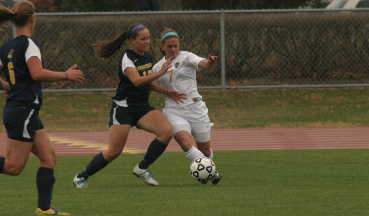 Senior Tam Meuwissen scored a goal and added an assist in the 2-1 win on Wednesday.