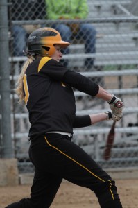 Kate Rentschler went a combined 6-7 with two runs and one RBI. 