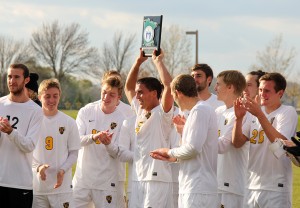 Sendelbach captained the Gusties to a second-straight MIAC title this season. 