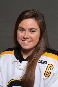 Carolyn Draayer had three points in the Gusties' 5-0 win over Augsburg on Friday, including two goals and one assist.