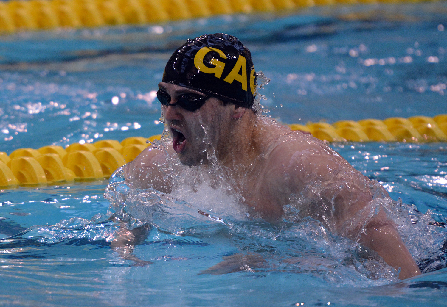 Men’s Swimming & Diving Sits In Fifth Heading Into Final Day Of MIAC