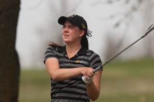Mae Meierhenry looks to lead a young Gustie women's golf team in 2015.