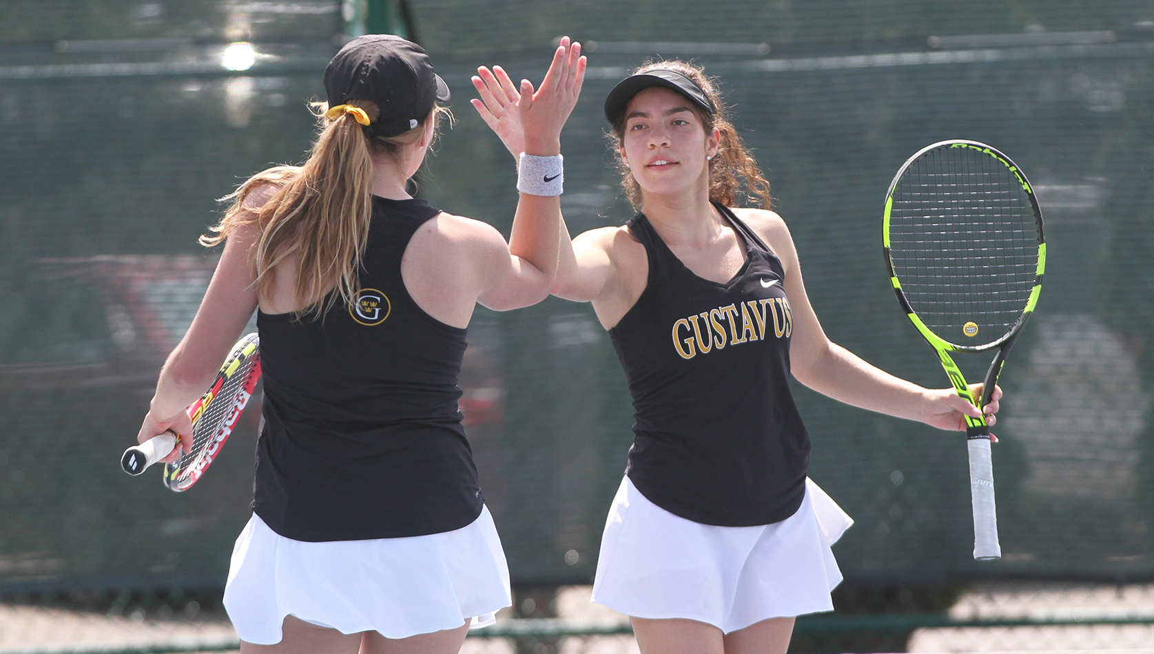Women’s Tennis Opens NCAA Tourney With 60 Win Over St. Scholastica