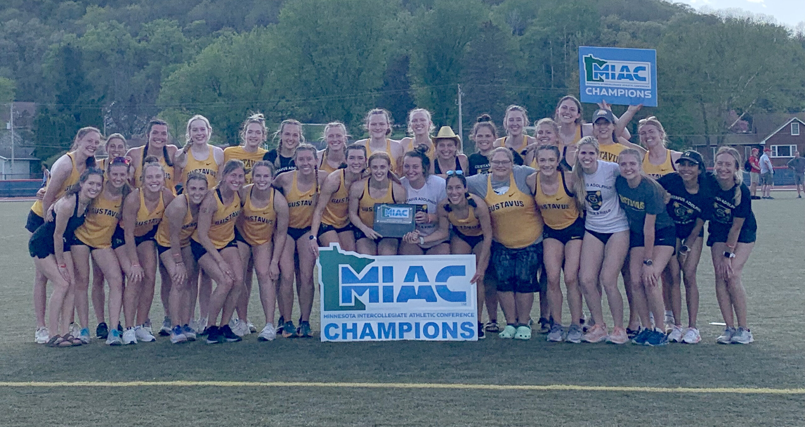 Women’s Track & Field Wins MIAC Championship, Men Take Fifth Posted