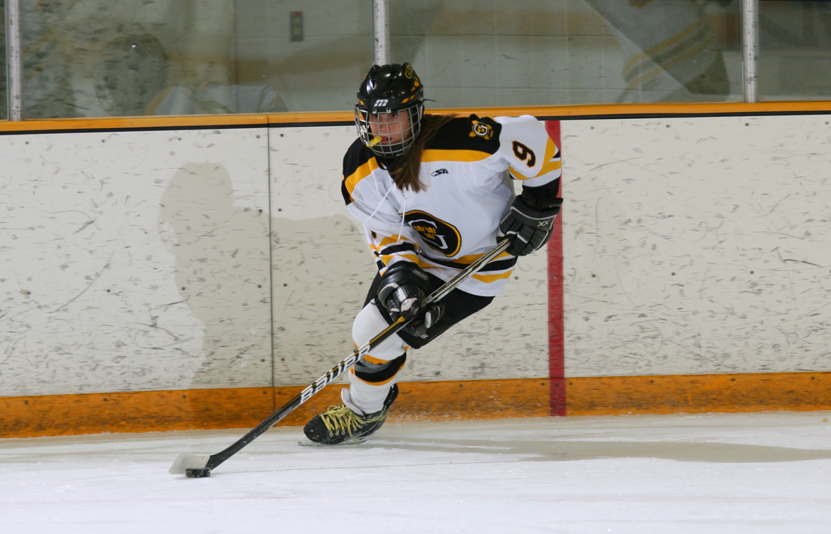 Amanda Cartony Named MIAC Women’s Hockey Athlete Of The Week