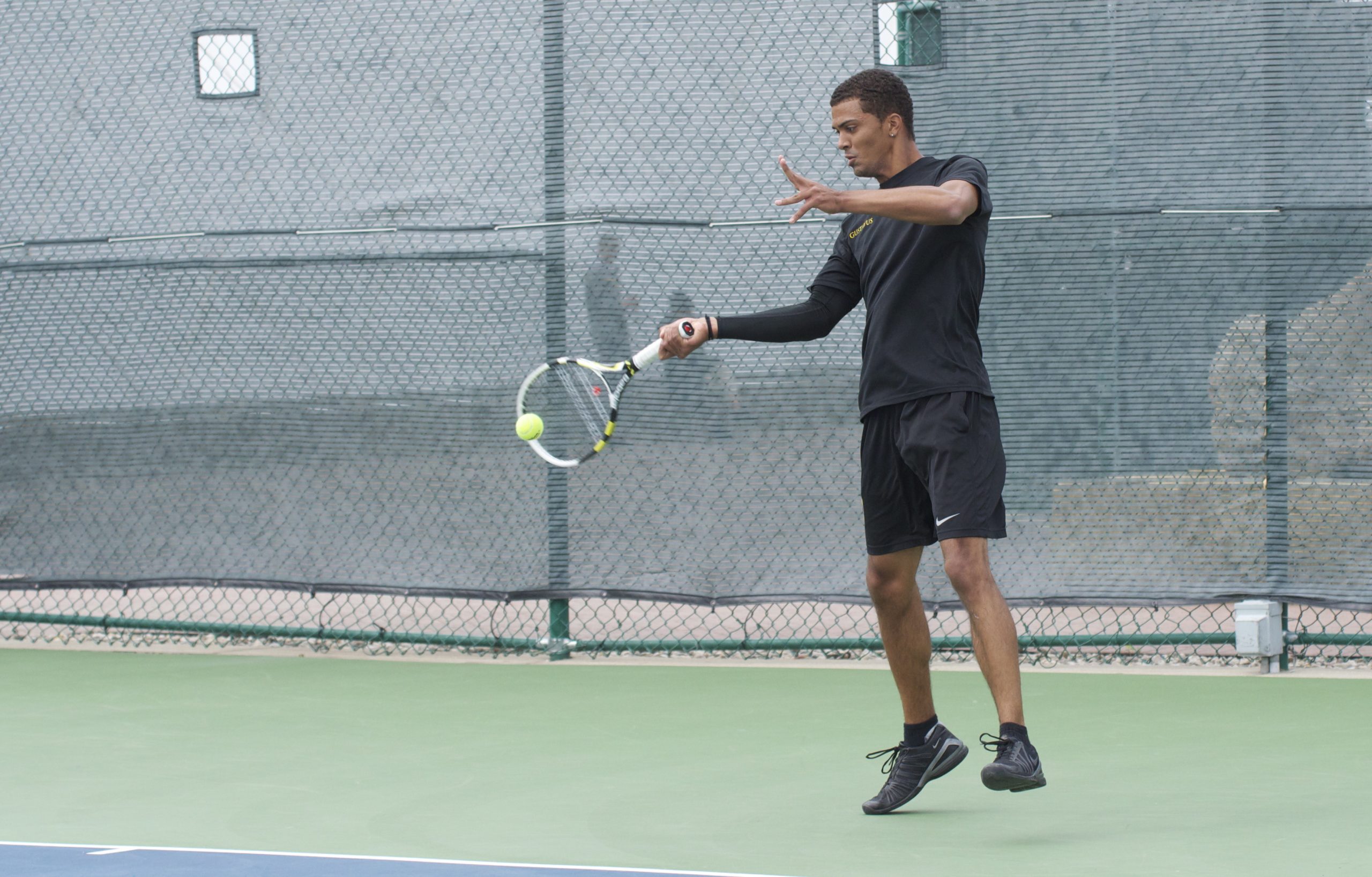 Men’s Tennis Ends Regular Season With 8-1 Victory Over Luther