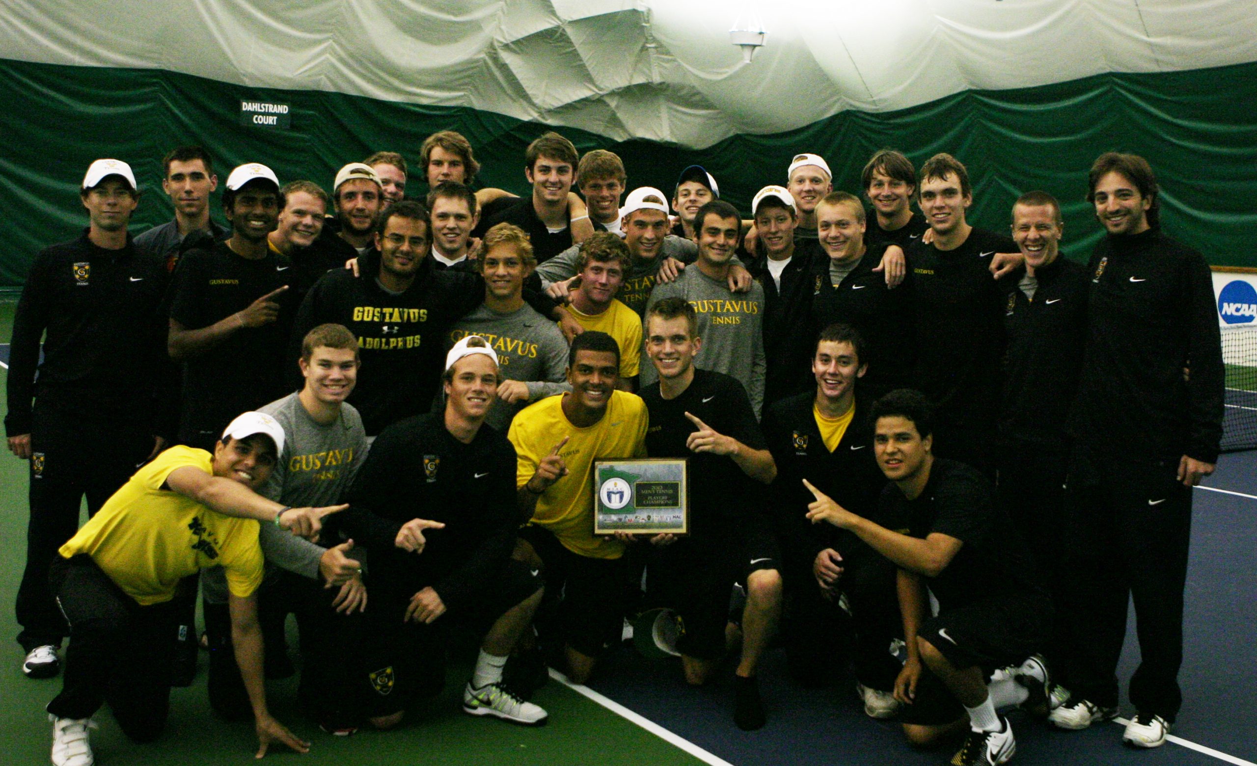 Men’s Tennis Claims MIAC Playoff Title