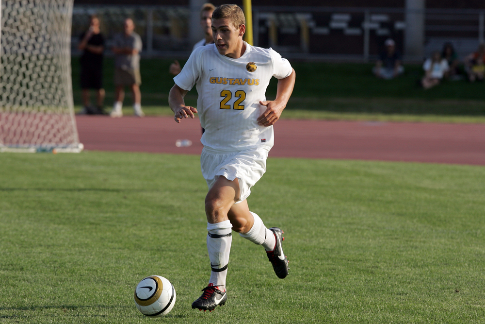 Zach Brown Named MIAC Men’s Soccer Athlete Of The Week