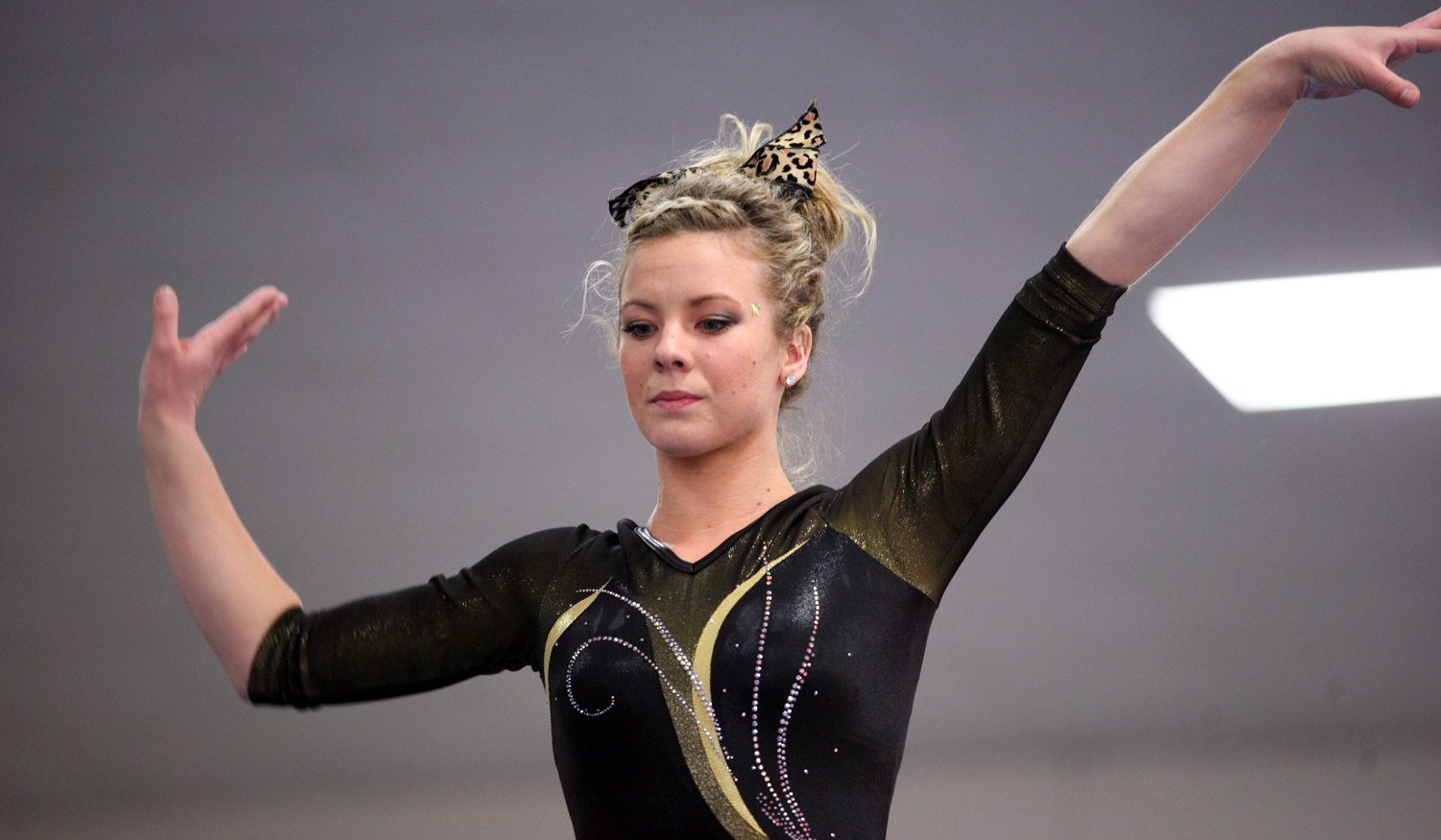 Samantha Opsahl Takes Home WIAC Gymnastics Specialist Of The Week Honors