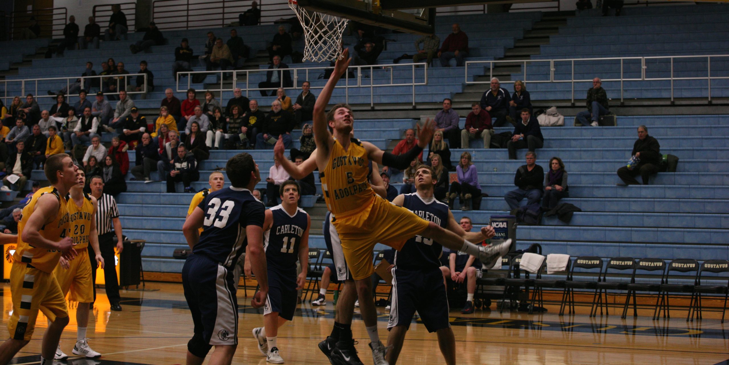 Strong First Half Enough, Men’s Basketball Tops Carleton 74-54