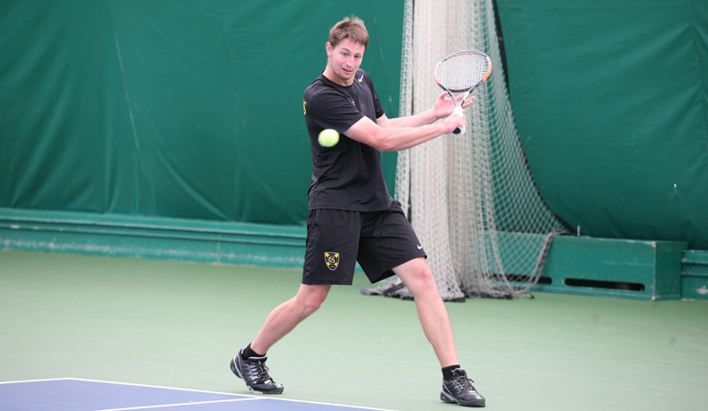 Men’s Tennis Goes 3-0 With Wins Over UW-Eau Claire, Saint Mary’s, And MSOE On Saturday