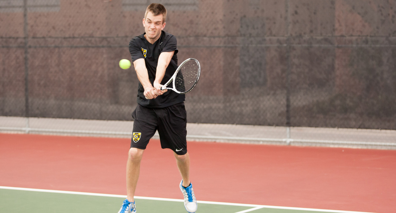 Men’s Tennis Falls To UT Tyler 7-2, Defeats Texas Lutheran 9-0