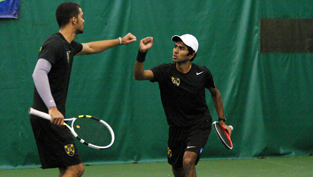 Men’s Tennis Tops Hamline 9-0, UW-Whitewater 6-3 On Saturday