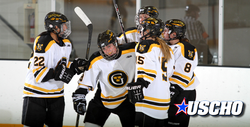 Women’s Hockey Ranked Fourth In USCHO.com Preseason Poll