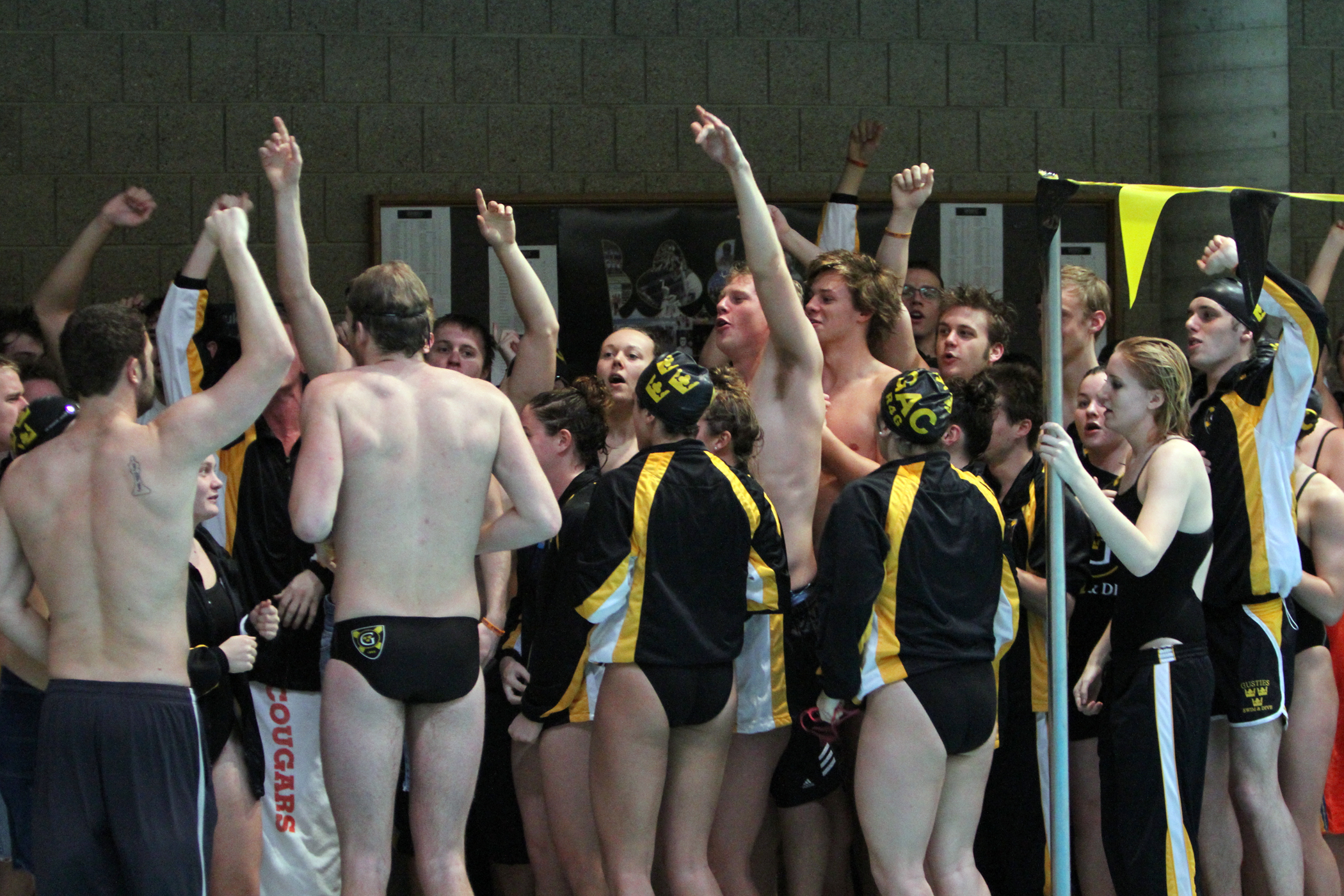 Swimming & Diving Teams Sweep MSU, Mankato And St. Cloud State