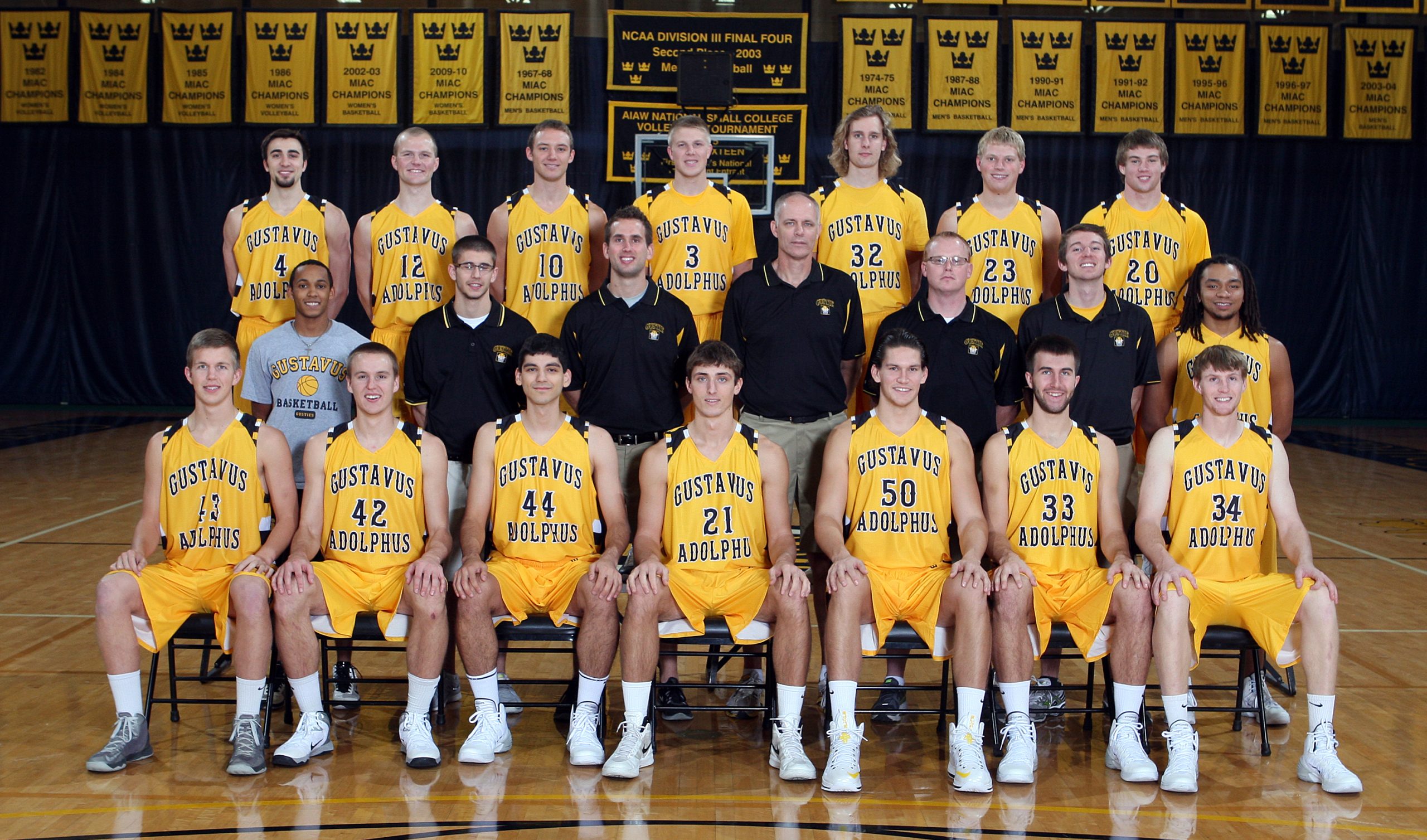 Men’s Basketball Opens Season Against Simpson Friday Night