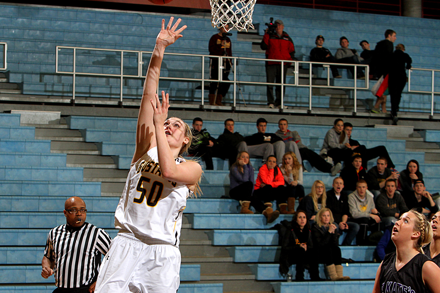 Schroeder Scores 26 In Women’s Basketball’s 77-67 Victory Over St. Catherine