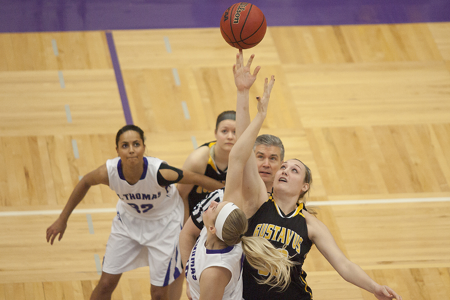 Women’s Basketball Can’t Hold Off Late St. Thomas Surge, Falls 66-51 In MIAC Quarterfinals