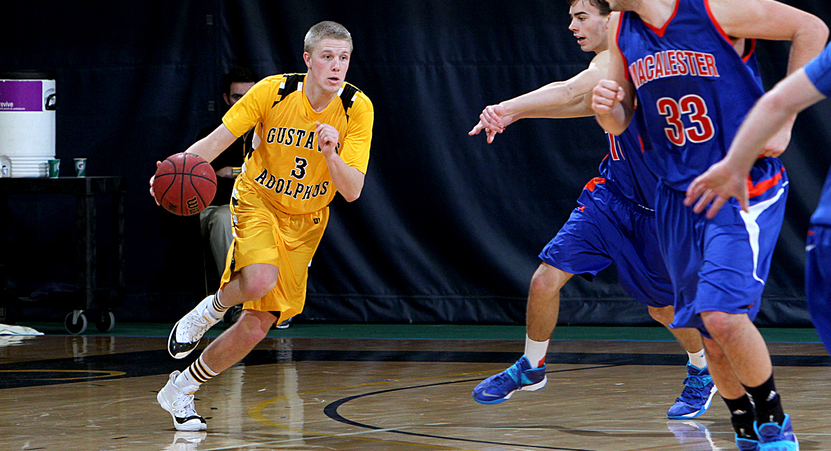 Men’s Basketball Halts Skid, Grinds Out 64-54 Win Over Macalester