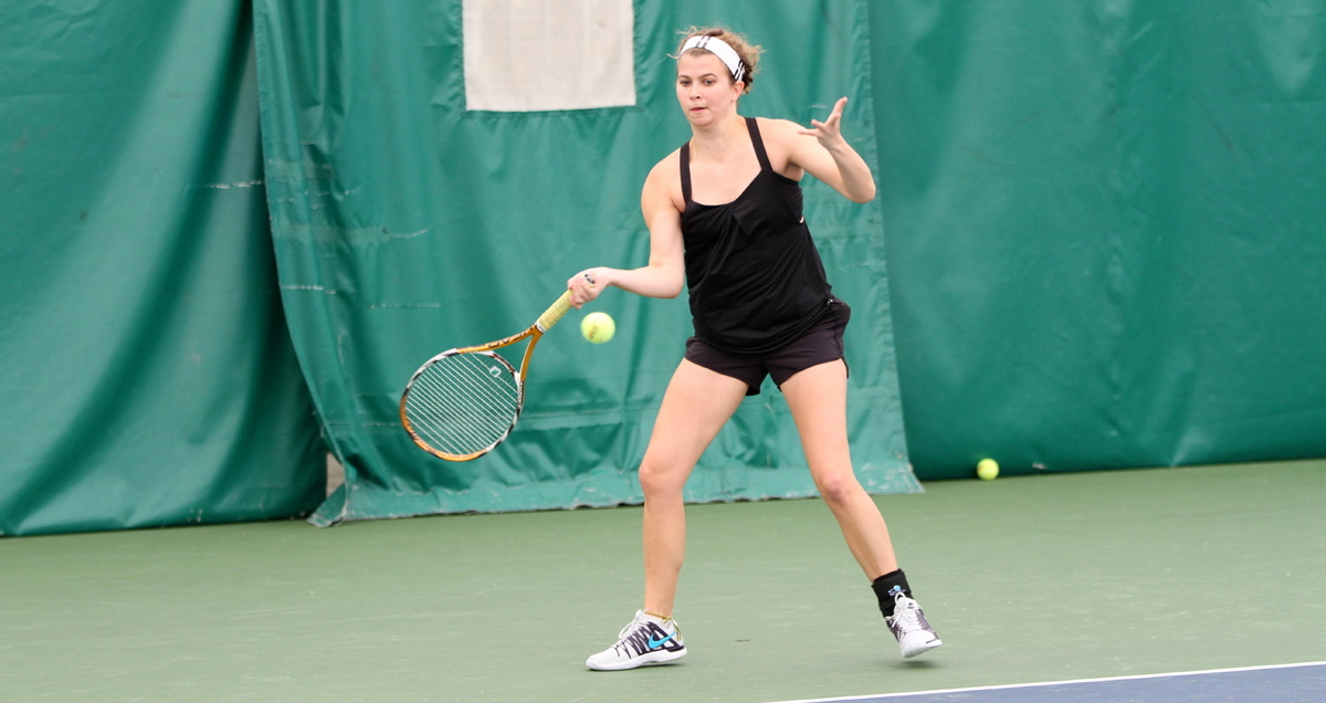 Junior Laurel Krebsbach Named MIAC Women’s Tennis Athlete Of The Week