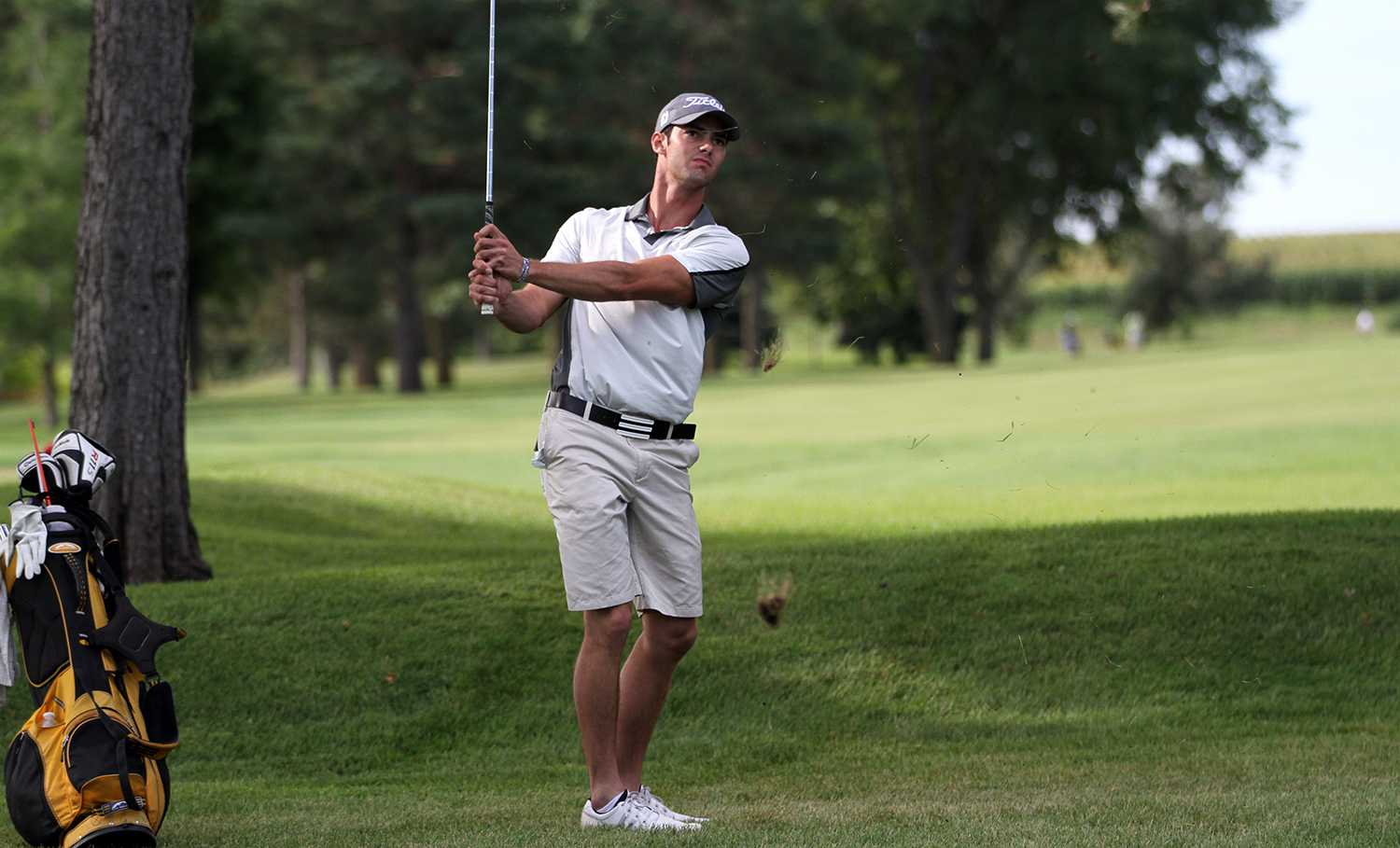 Men’s Golf Back On The Course