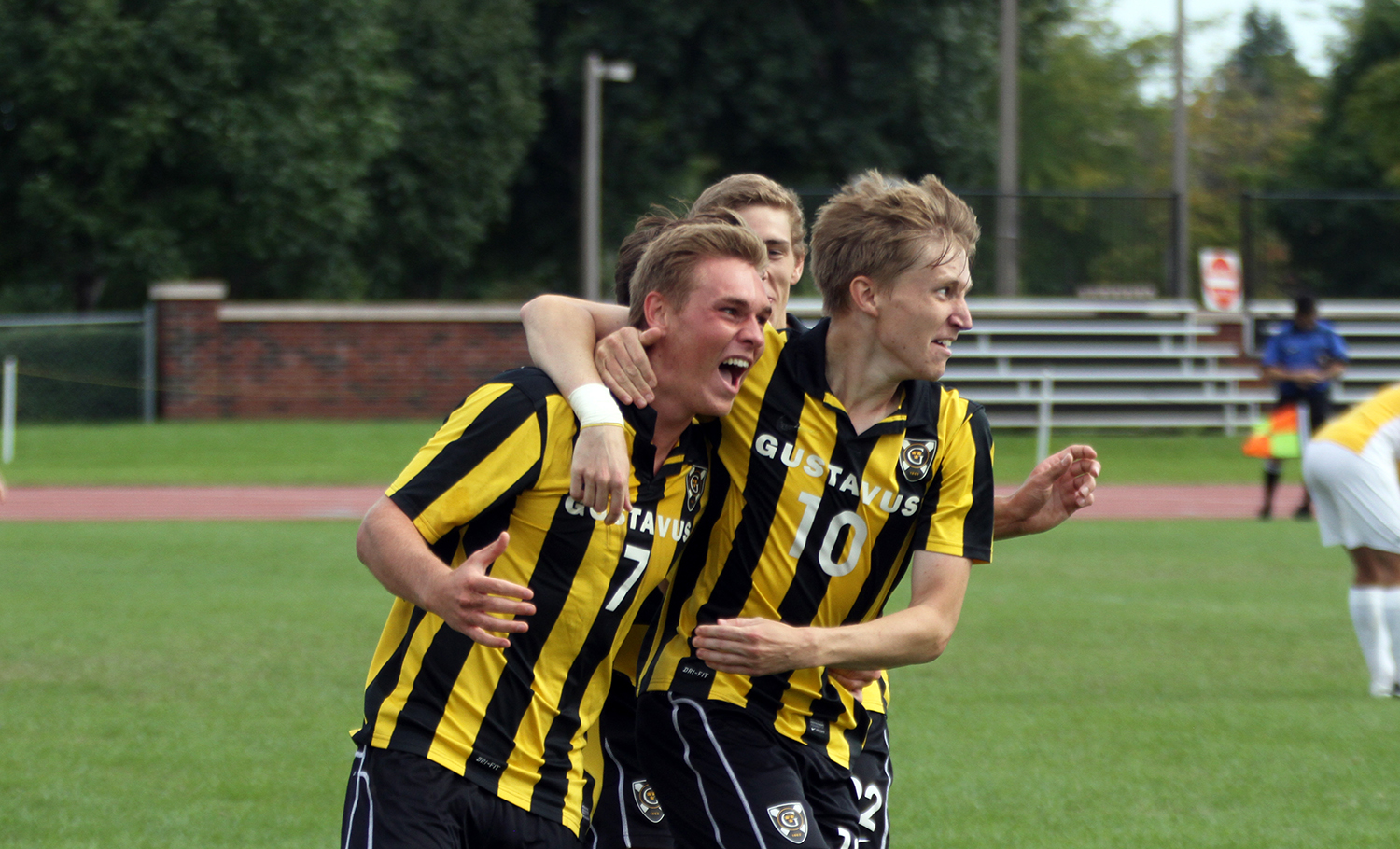 Ryan Tollefsrud Buries Game-Winner In Double OT To Propel Men’s Soccer Past UW-Oshkosh 1-0