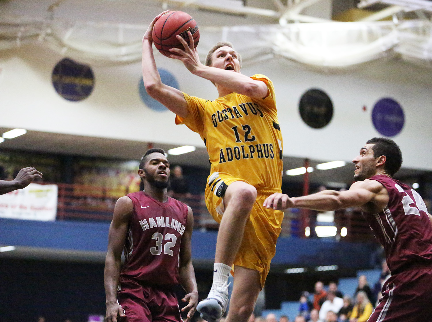 Men’s Basketball To Open 2015 With Battle Vs. St. Olaf On Saturday