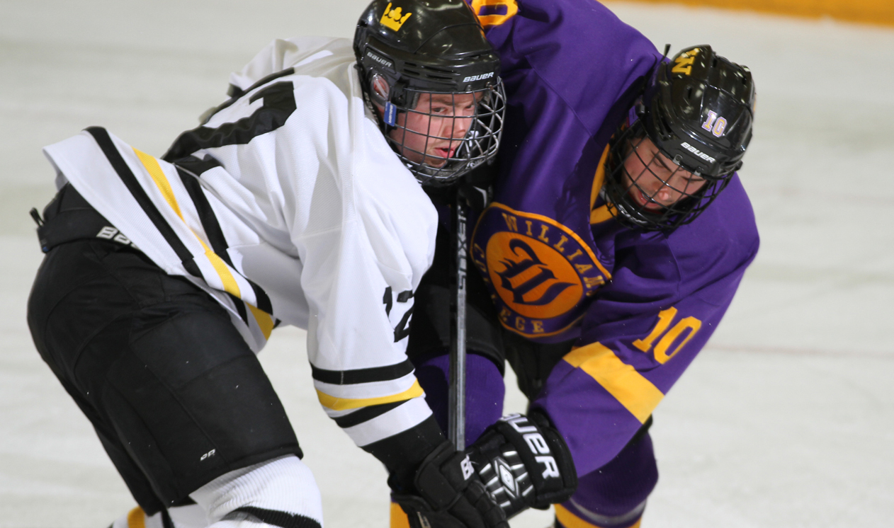 Men’s Hockey Begins 2015 With 3-2 Loss To Williams