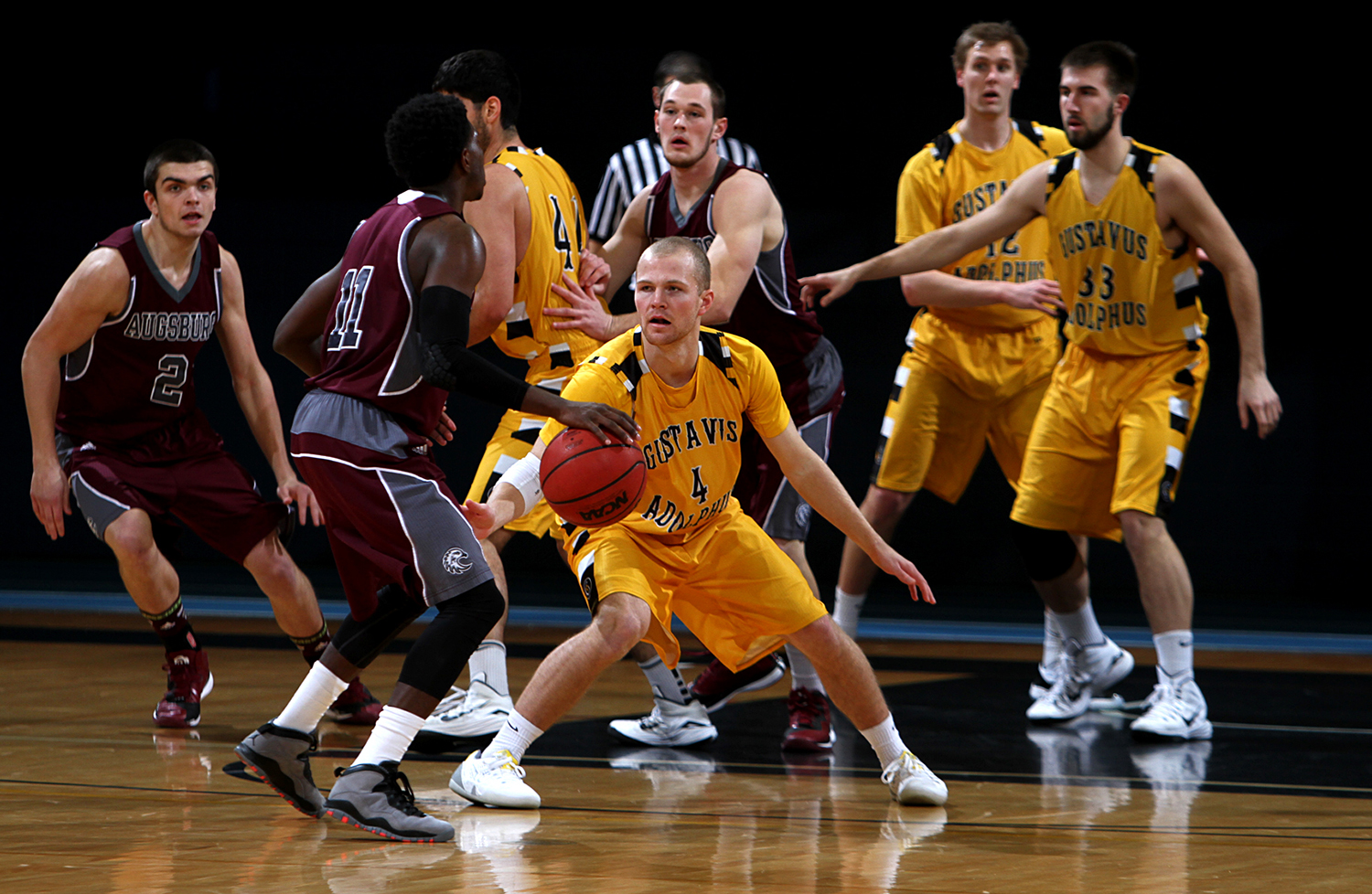 Men’s Basketball Looks To Get Back On Track Against Saint Mary’s