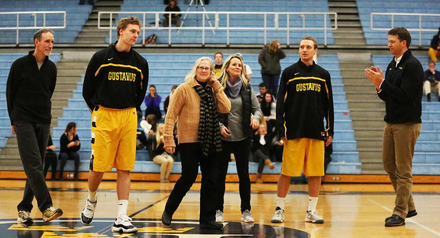 Men’s Basketball Earns Senior Night Win Over Bethel 77-67