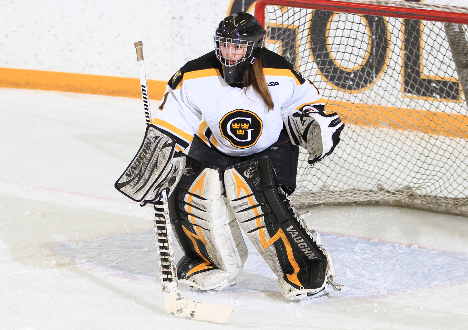 Lindsey Hibbard Earns MIAC Women’s Hockey Athlete Of The Week Honors