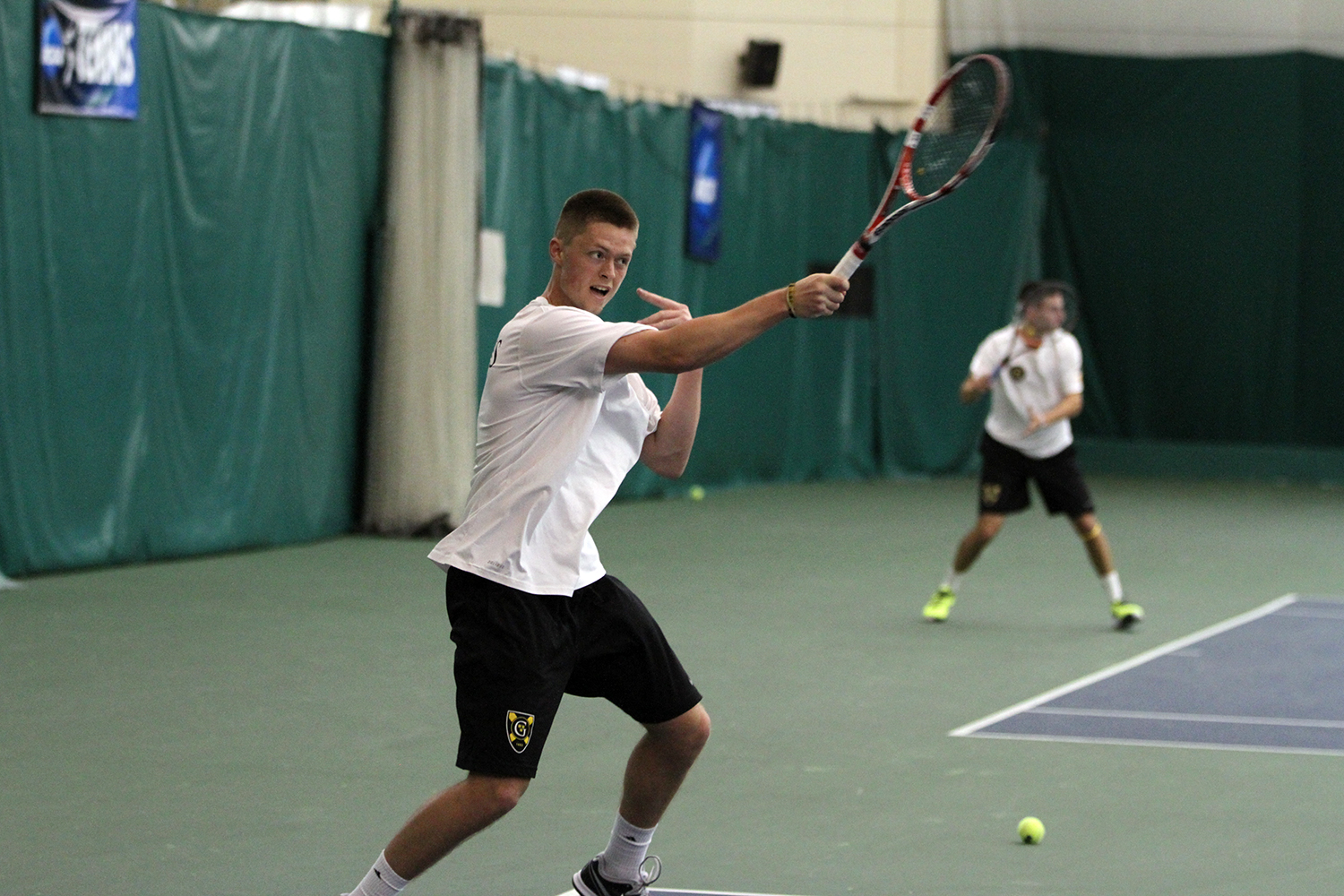 Men’s Tennis Falls 6-3 To Trinity In Opening Round Of ITA Indoor Championship