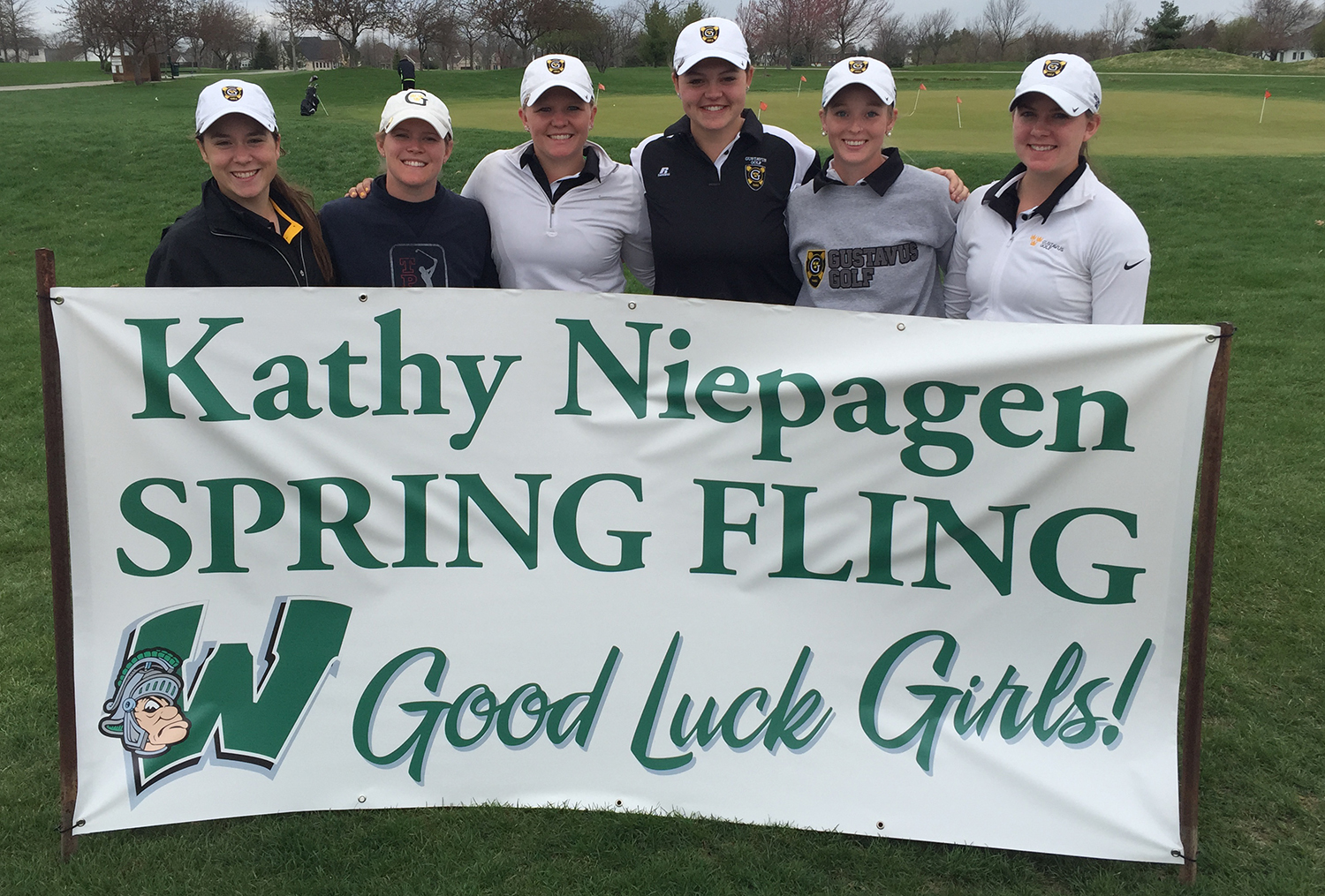 Women’s Golf Finishes Fourth At Illinois Wesleyan Invite