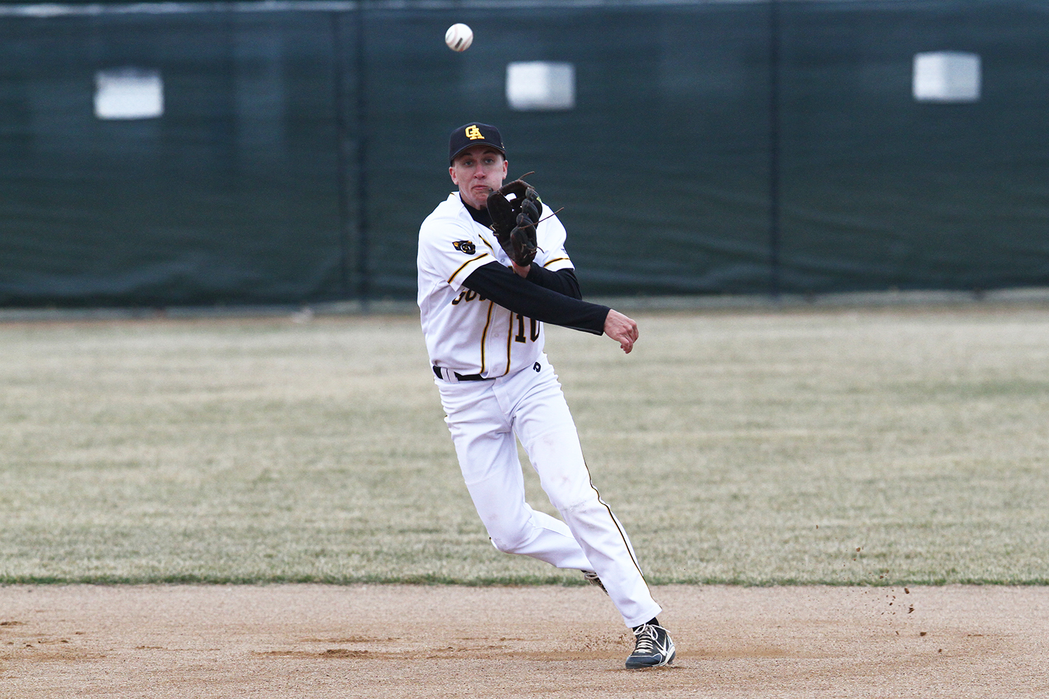 Baseball Falls To No. 8 St. Thomas In Game One 4-2; Game Two Halted