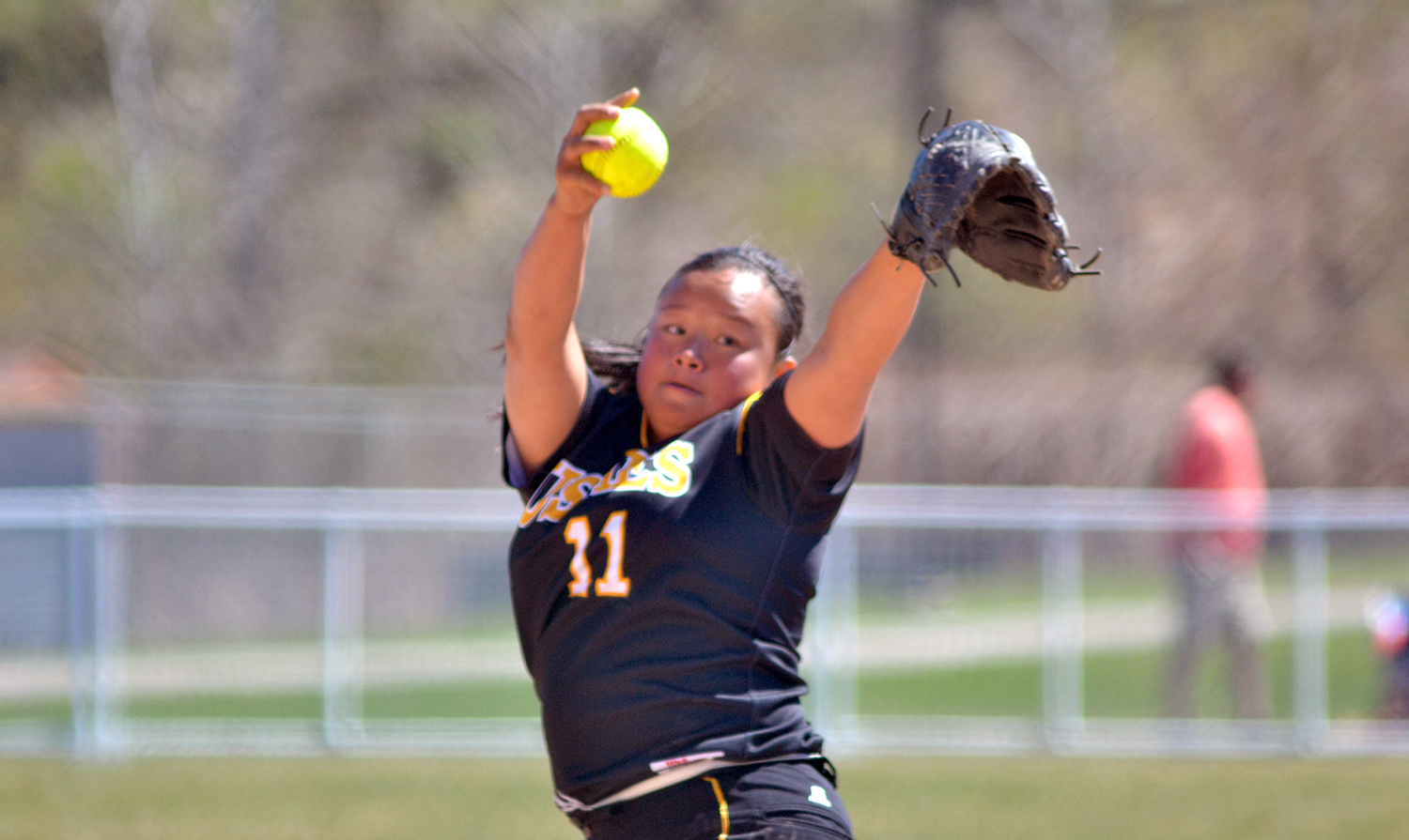 Softball Picks Up Non-Conference Wins Over UW-Stout