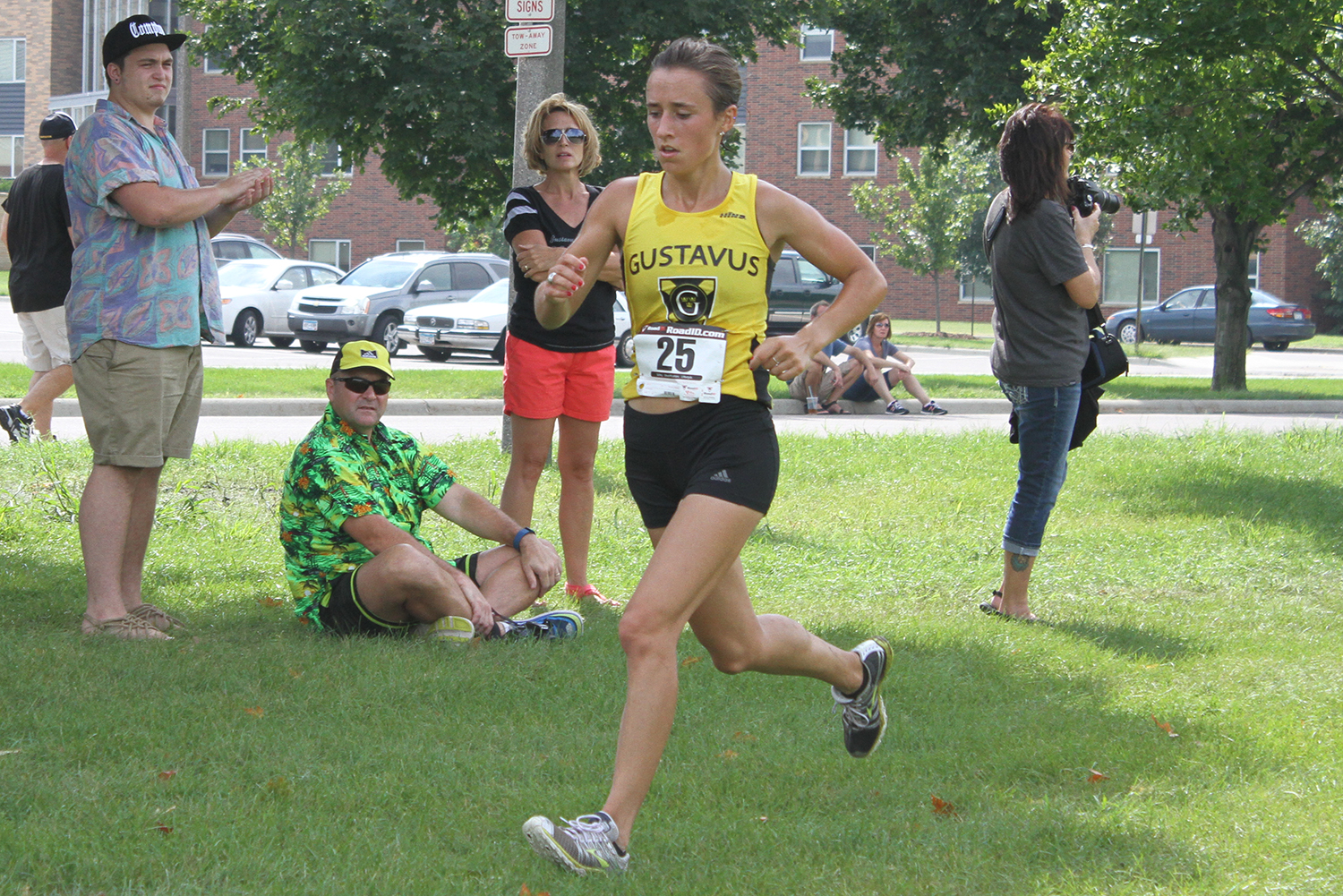 Women’s Cross Country Earns Sixth Place Finish At St. Olaf Invite