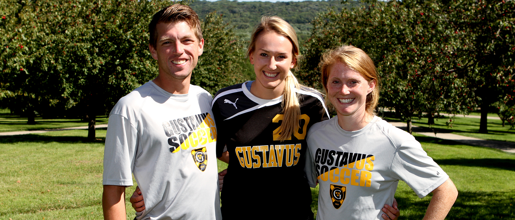 Women’s Soccer Hosts Hamline Saturday In Final Tuneup Before Playoffs