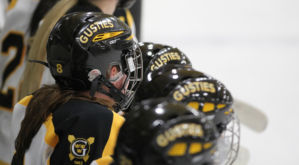 Women’s Hockey Ranked In Top 10 Of Two Preseason Polls