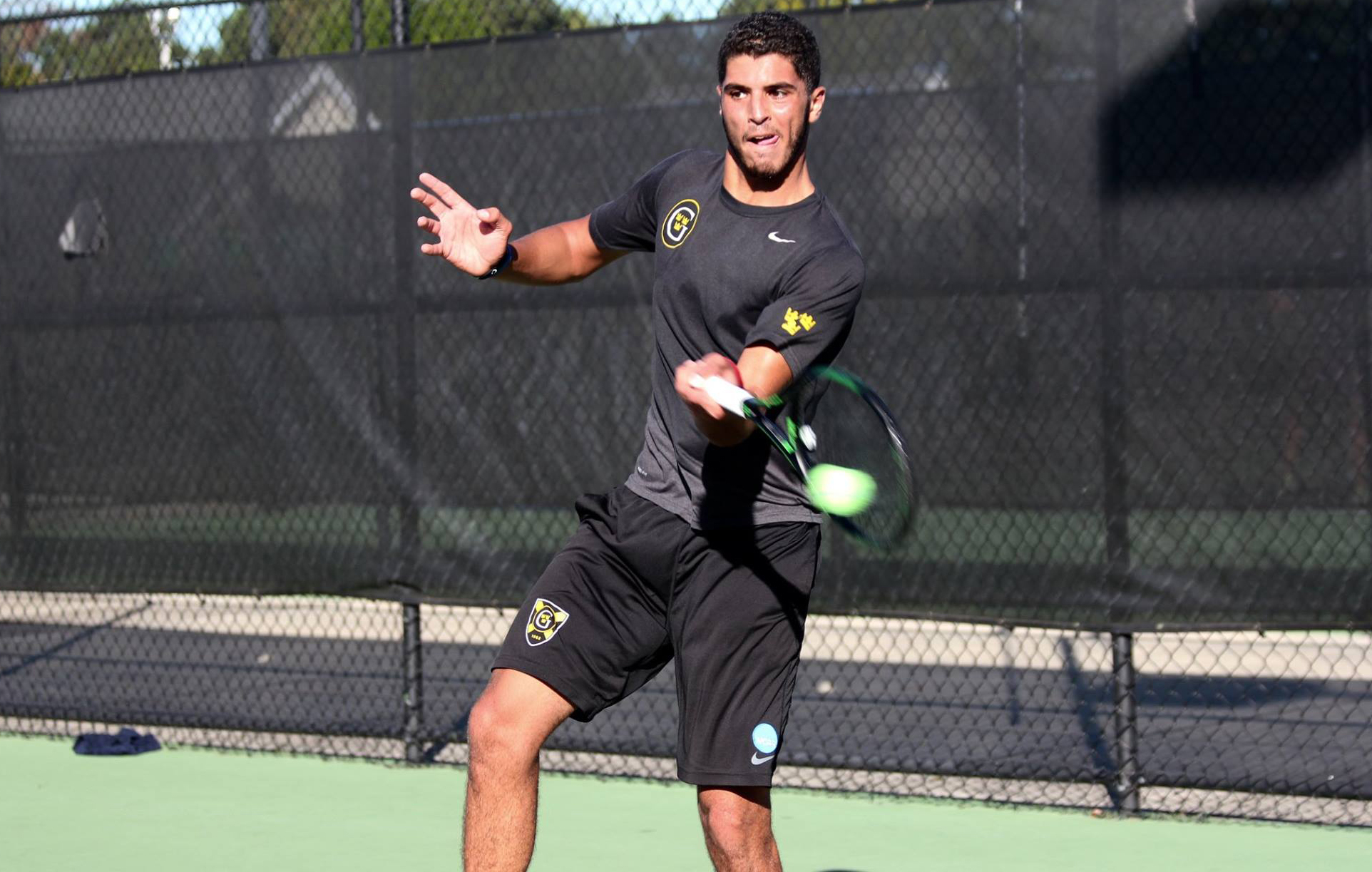 Mohaned Alhouni Wins First Round At ITA Small College Nationals