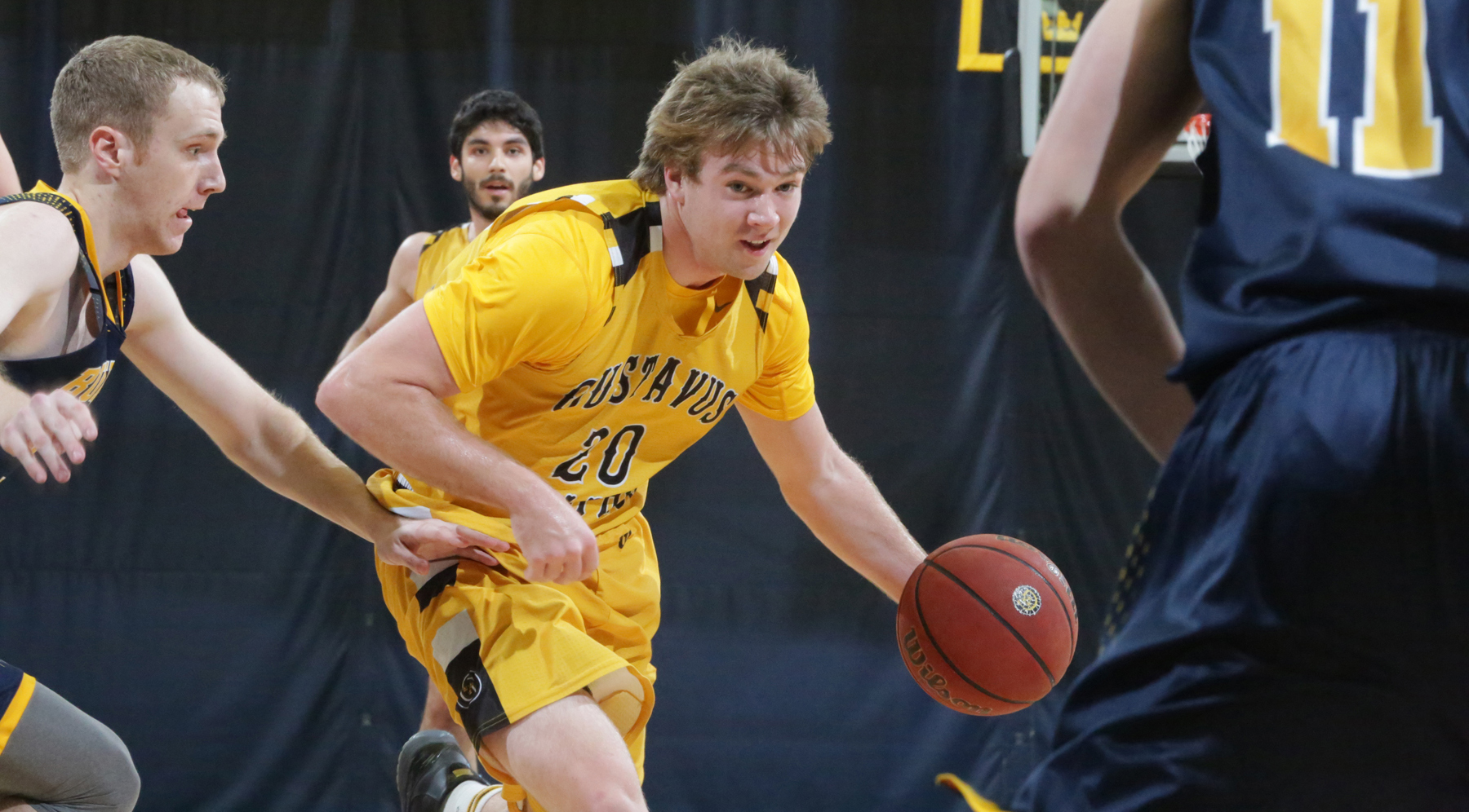 Men’s Basketball Wins Shootout 97-90 Over Buena Vista