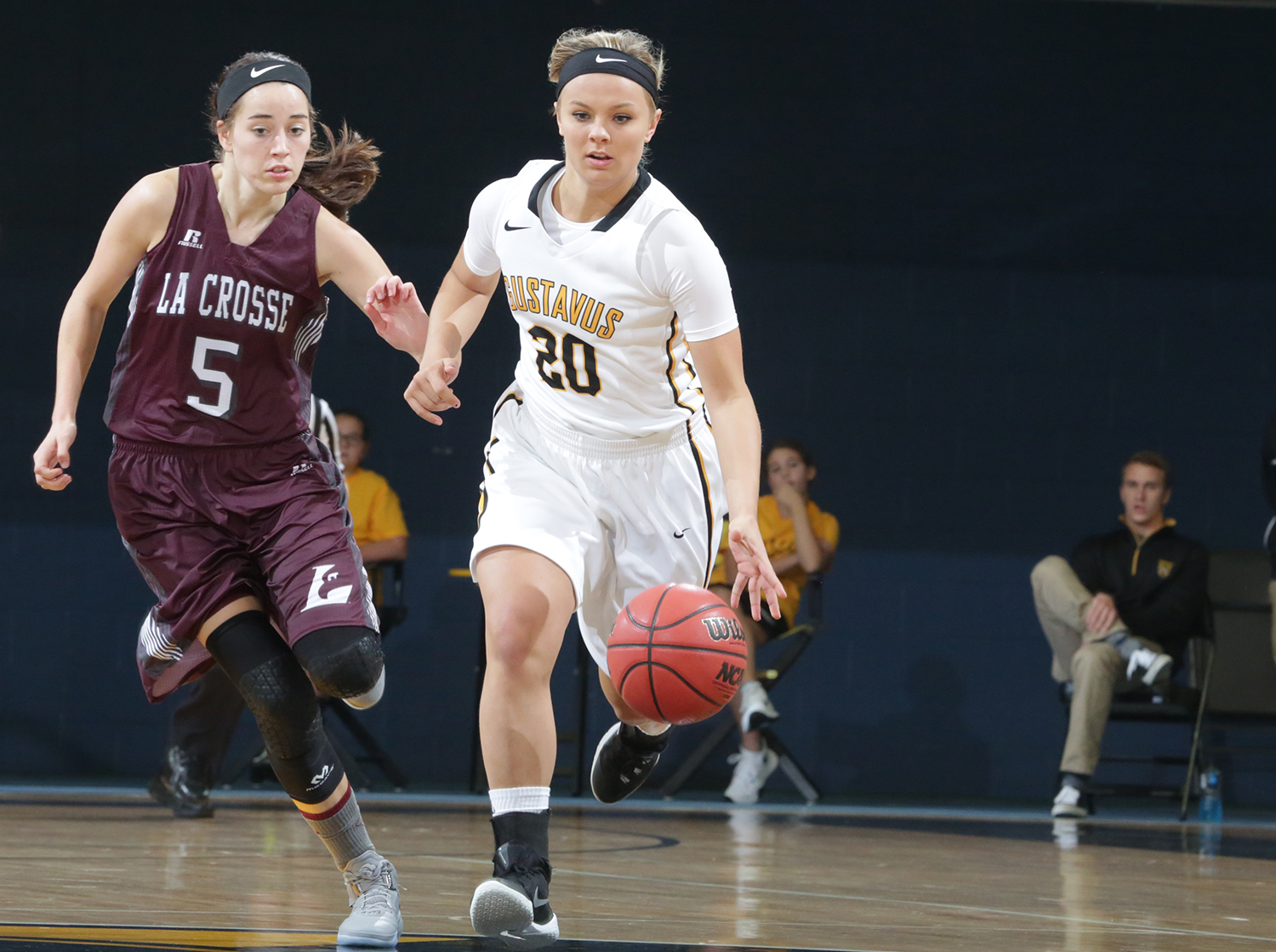 Women’s Basketball Extends Win Streak To Four With 69-61 Win Over UW-La Crosse