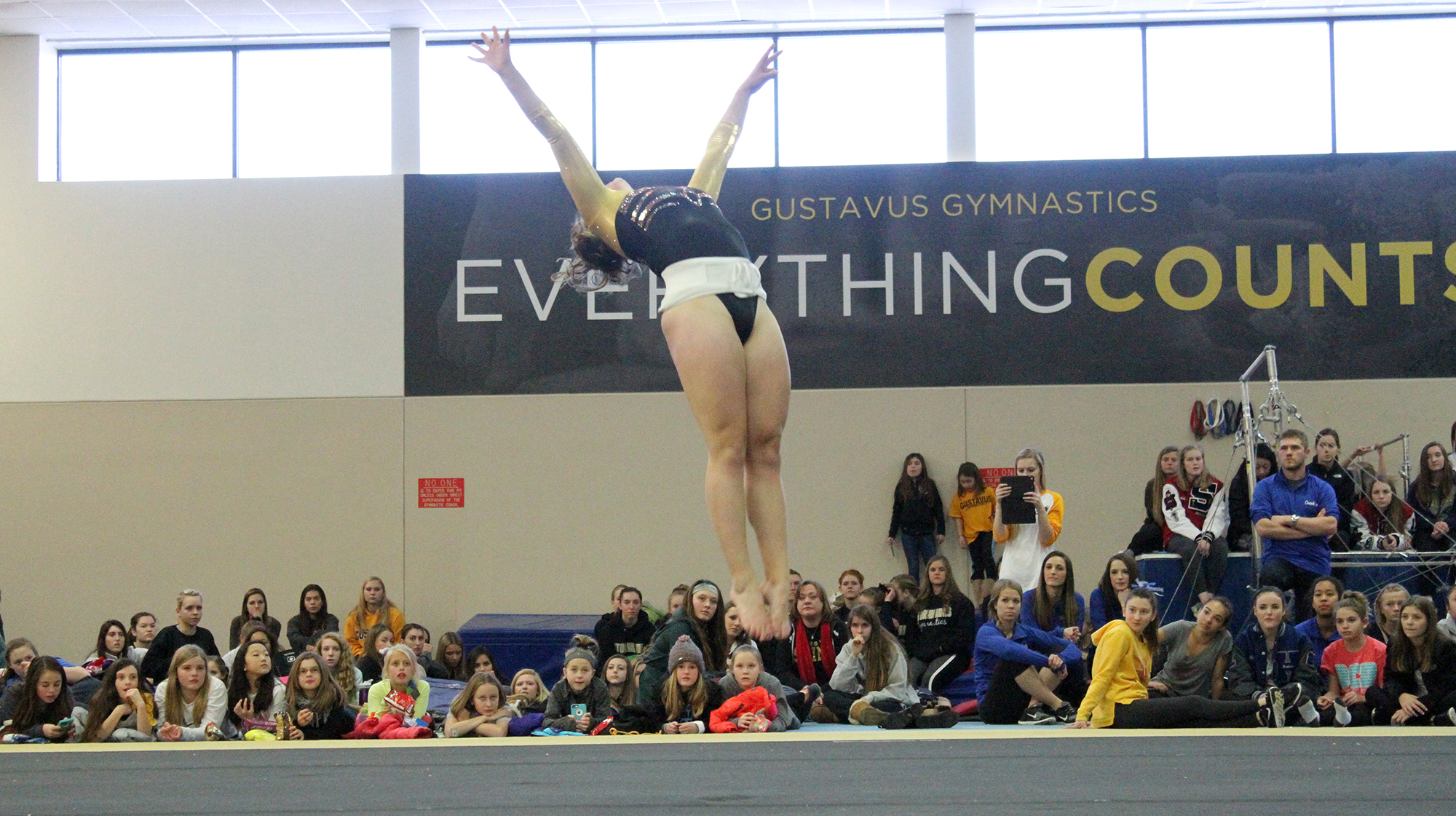 Gymnastics Barely Edged By UW-Oshkosh 176.975-176.250 In Season Opener