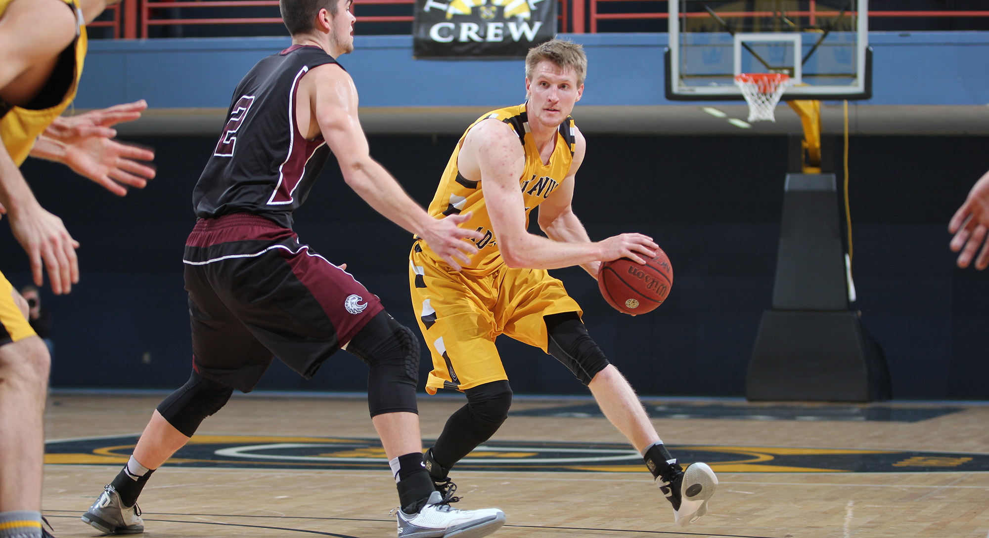 Men’s Basketball Back On Track, Defeats Augsburg 90-76