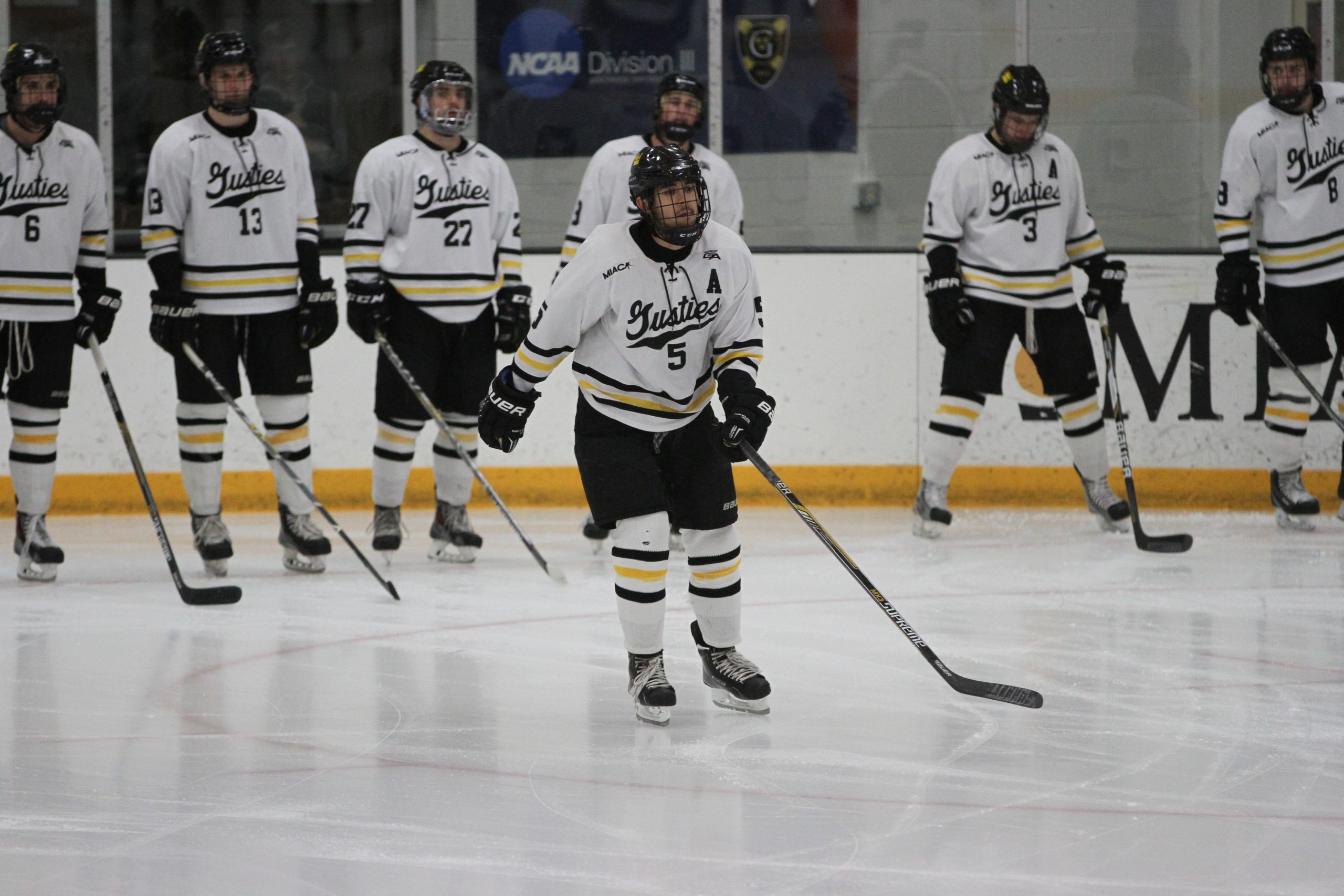 Men’s Hockey Shut Out 3-0 By Bethel