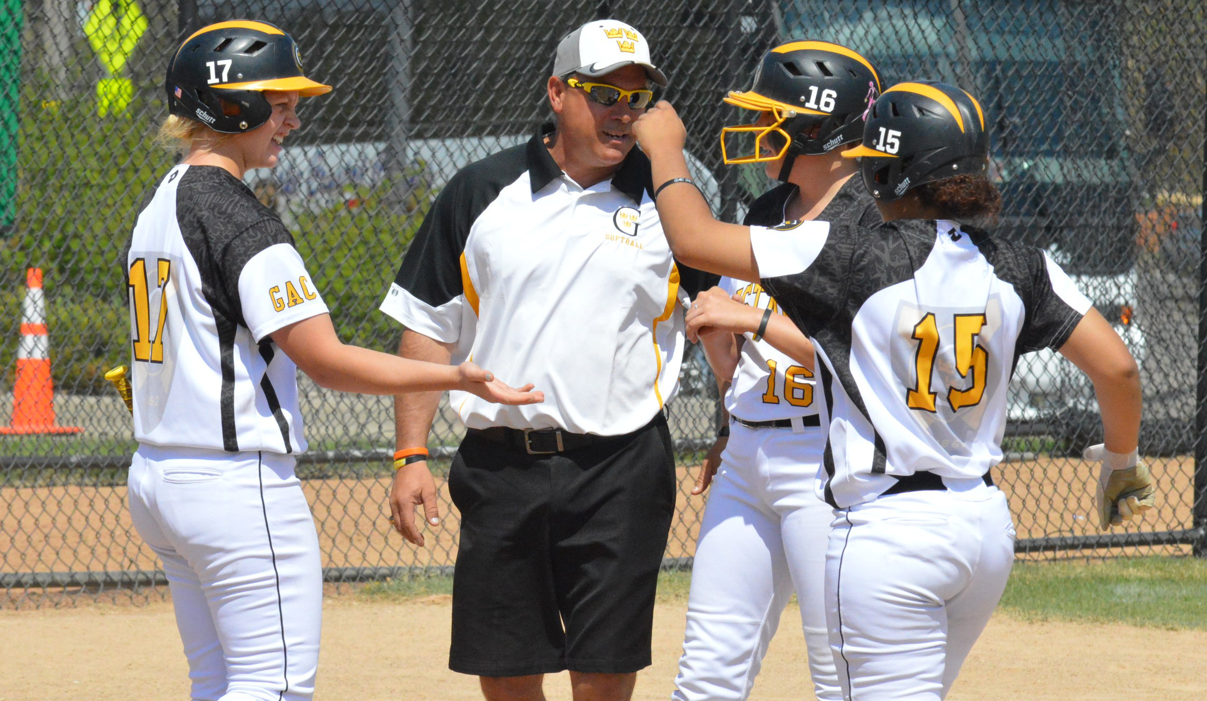 Jeff Annis Announces Retirement As Head Softball Coach