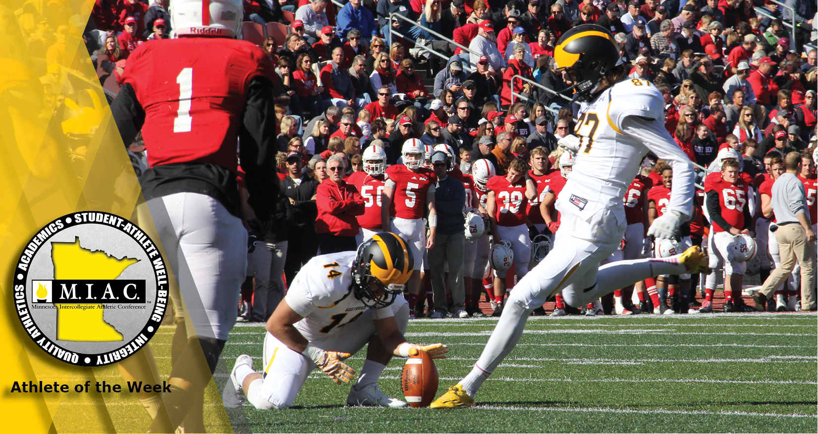 Brendan Boche Named MIAC Football Special Teams Athlete Of The Week