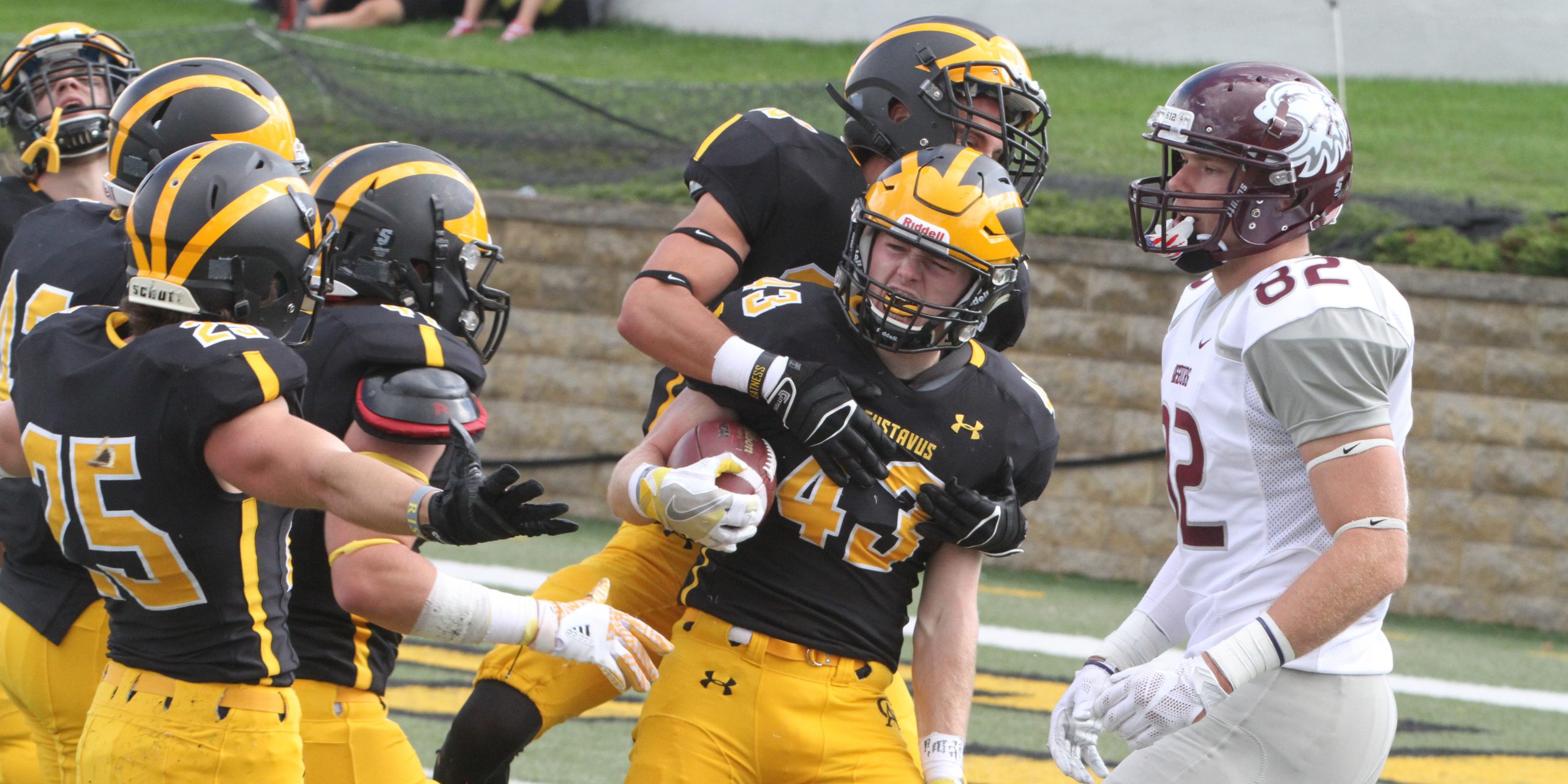 Second Half Surge Propels Football To 35-13 Win Over Augsburg