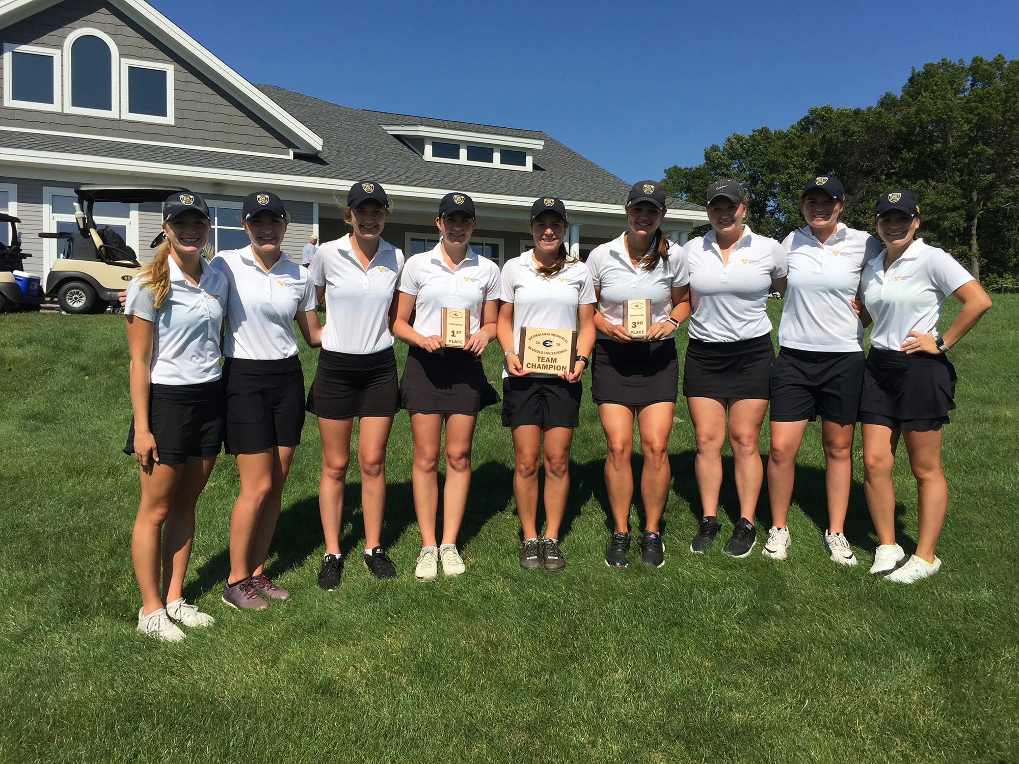 Meierhenry, Women’s Golf Take Top Honors At Blugold Invitational