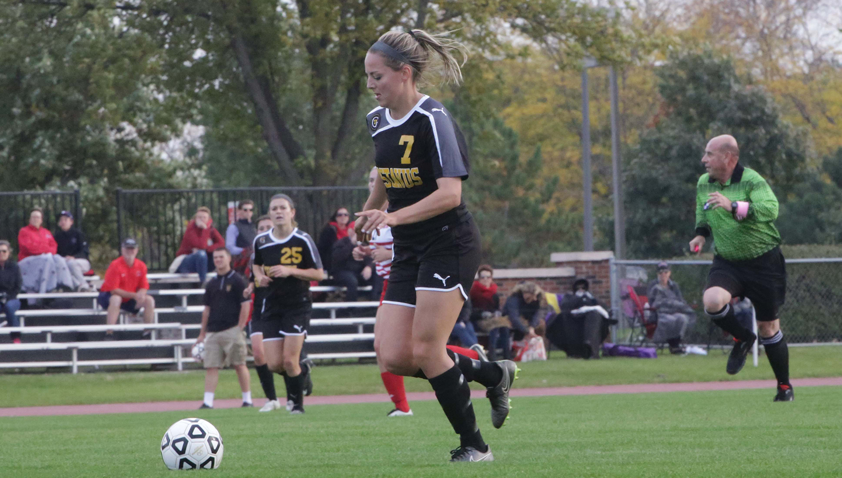 Ackiss Leads Charge As Women’s Soccer Edges UW-Stout, 2-1